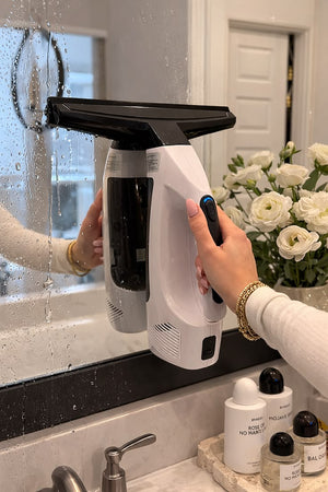 Cordless Window Vacuum Cleaner 2026 – Viral Streak Free Glass Cleaning Tool.jpg